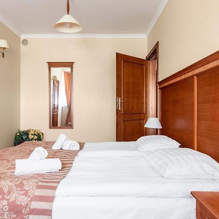 Hotel Stodolka Cminsk Kültér fotó