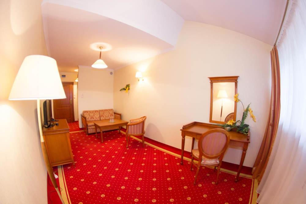 Hotel Stodolka Cminsk Kültér fotó