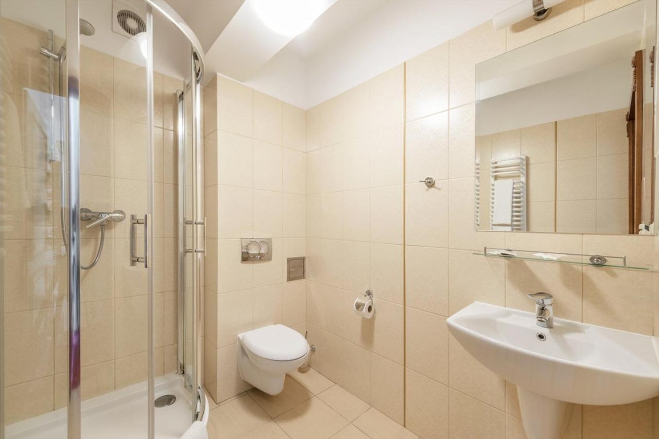 Hotel Stodolka Cminsk Kültér fotó