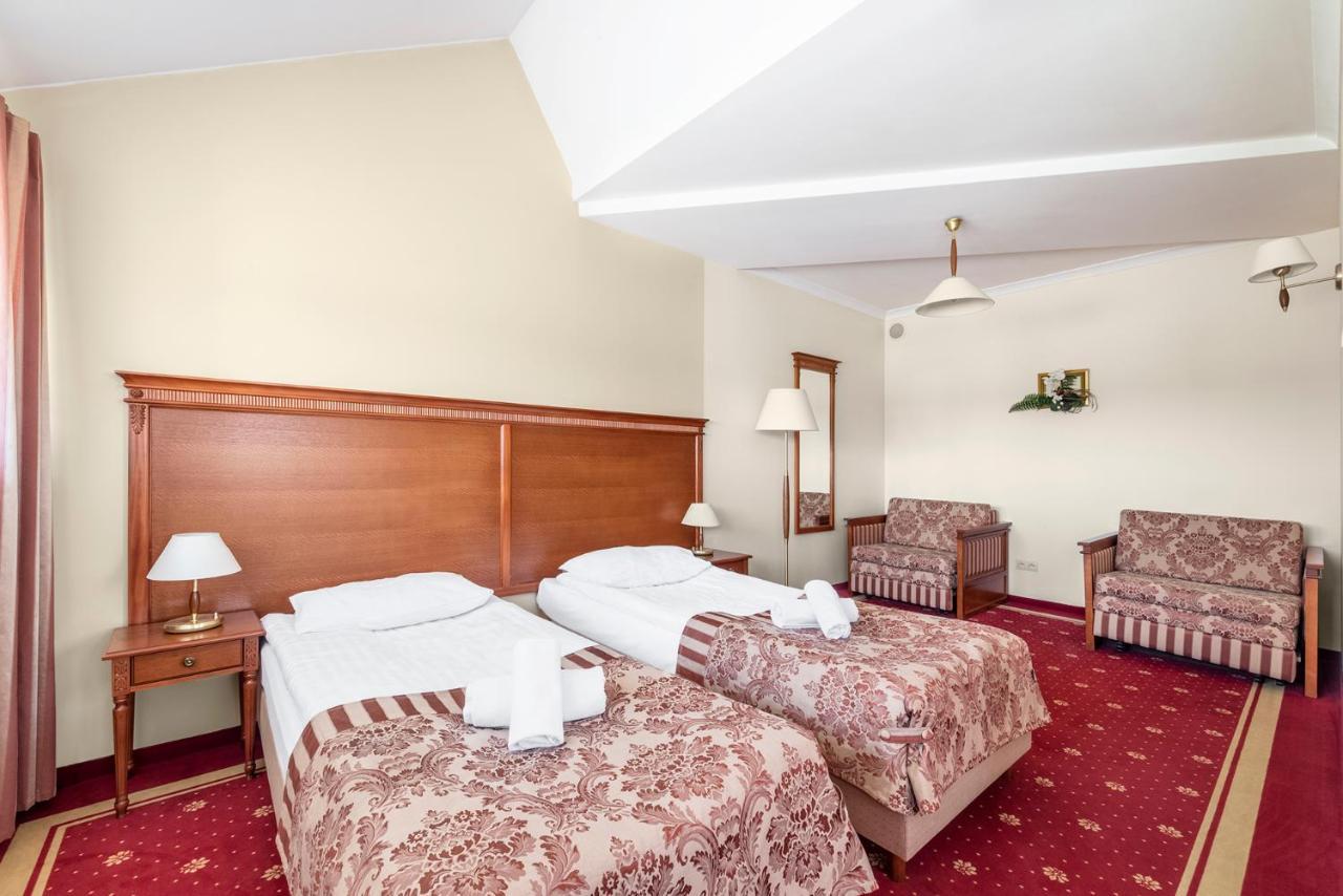 Hotel Stodolka Cminsk Kültér fotó